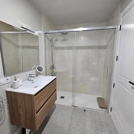 Apartamento ático Monarca Ii *